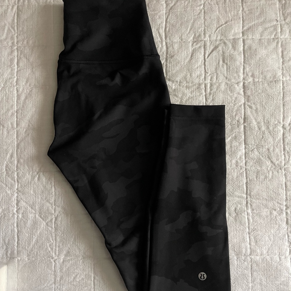 Lululemon Wunder Train Camo Leggings 28”